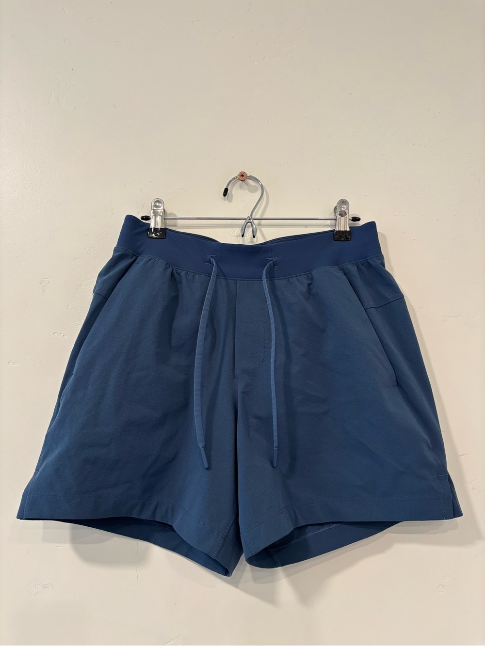 Lululemon Zeroed In Shorts Mens XSmall Blue Linerless 5" Drawstring Active Gym